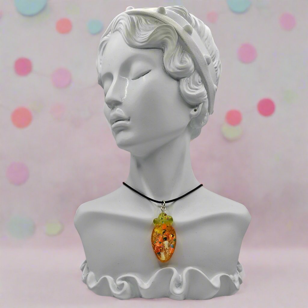 Resin Carrot Necklace with Bunny Decorations for Easter