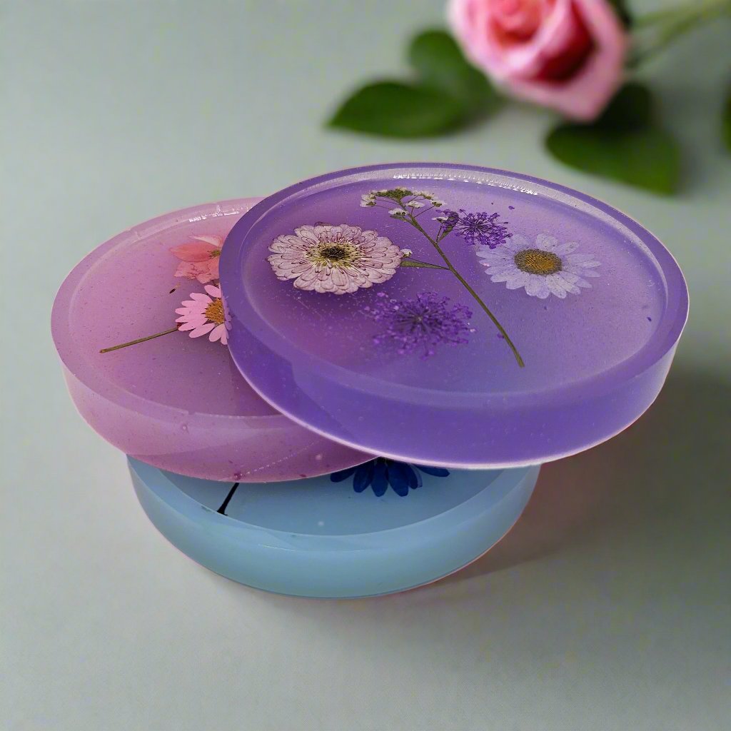 Circular Jewelry Tray with Flowers in Pastel Colors