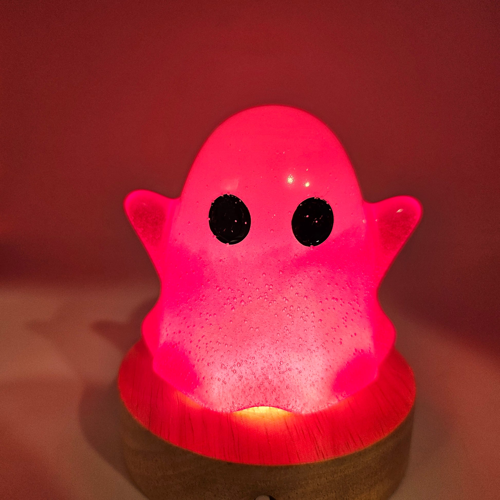 Spooky Kawaii Ghost Resin Figure Lamp for Halloween Decoration - Medium Size