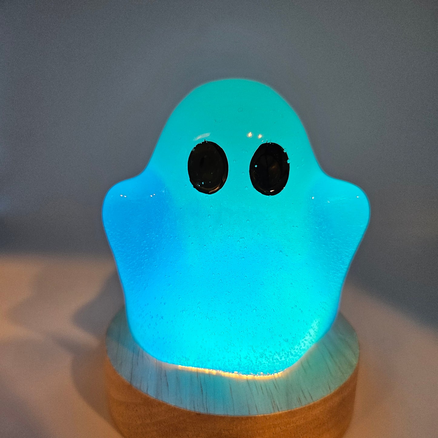 Spooky Kawaii Ghost Resin Figure Lamp for Halloween Decoration - Big Size