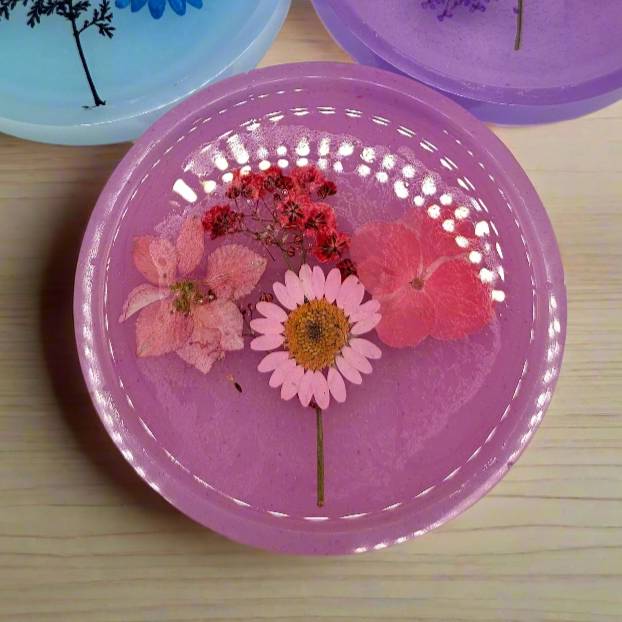 Circular Jewelry Tray with Flowers in Pastel Colors