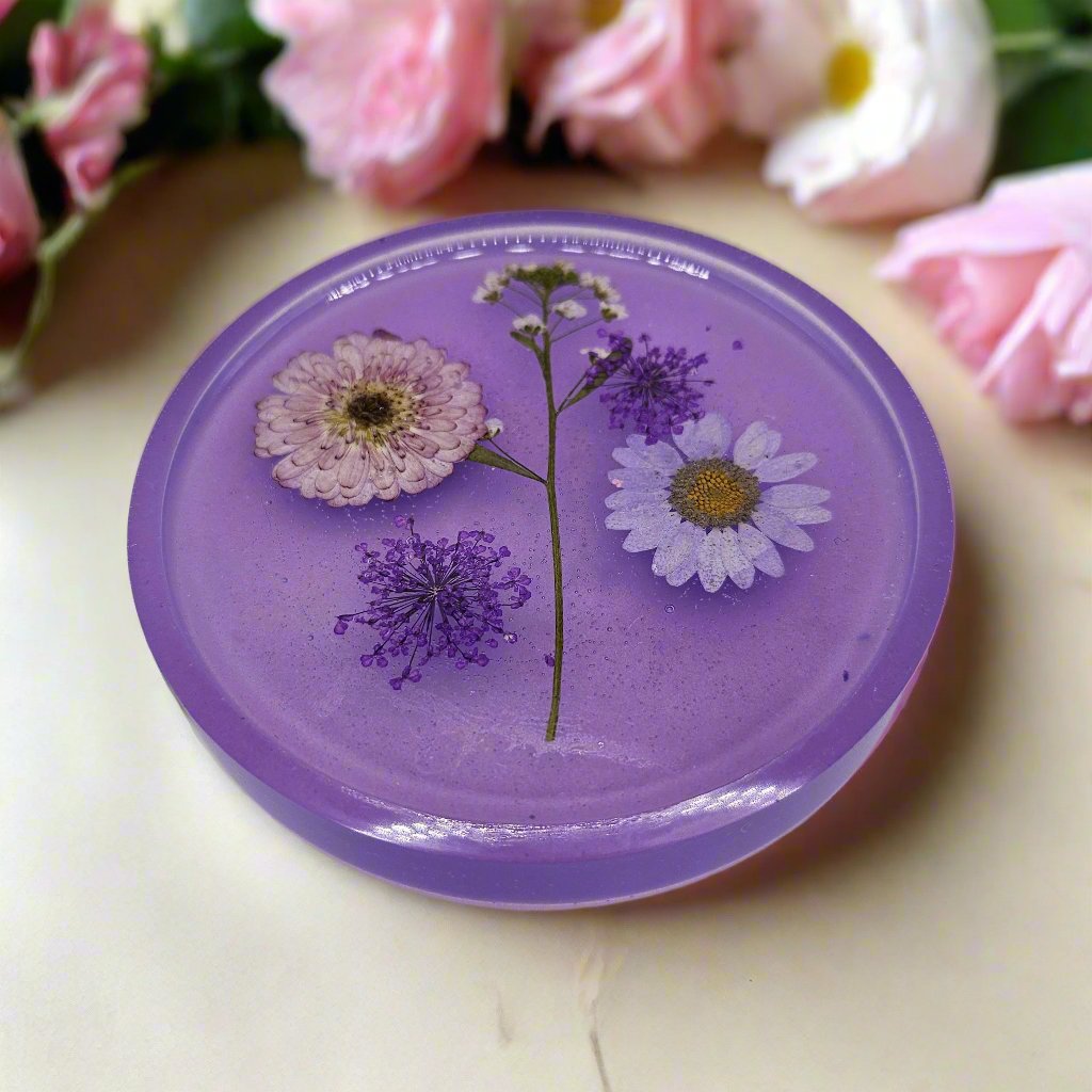 Circular Jewelry Tray with Flowers in Pastel Colors